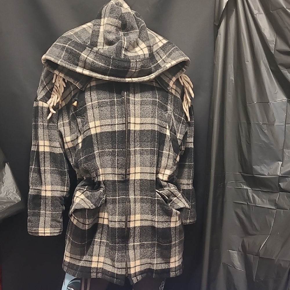 Vintage Wool Plaid Hooded Women's Jacket SIZE MED? SEE MEASURMENTS